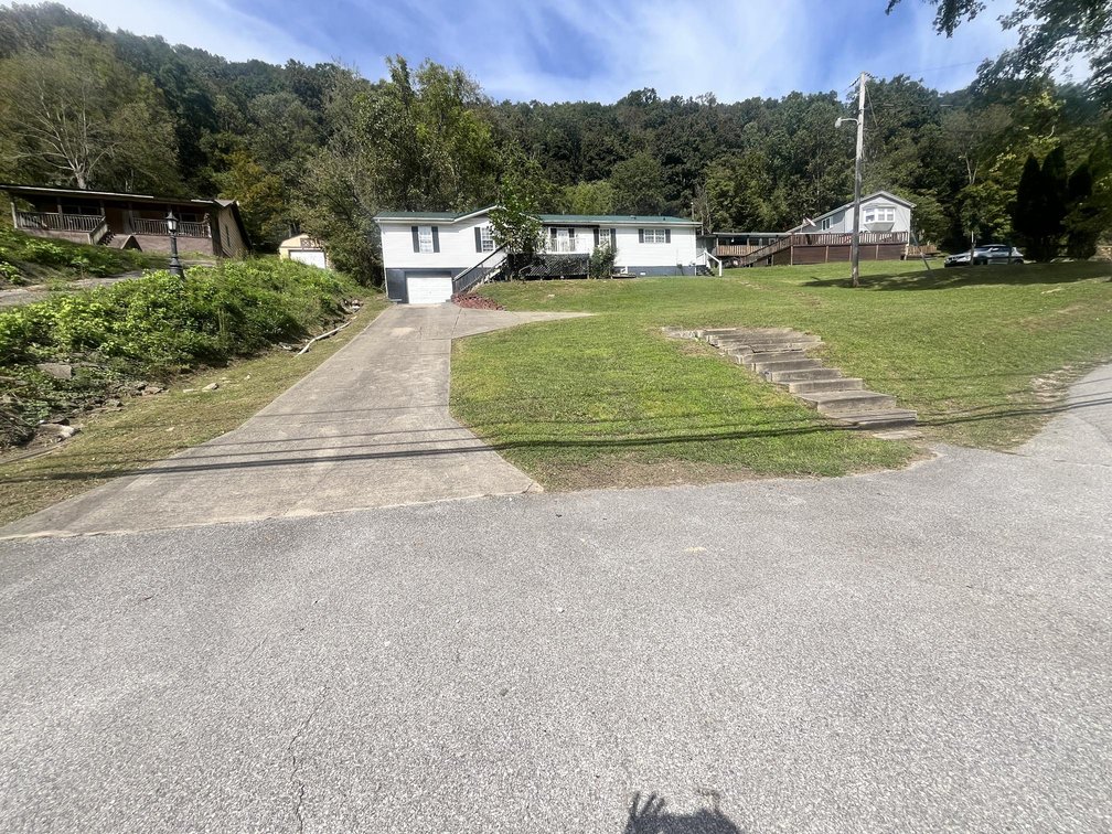 Image for 3-Bedroom Home with Garage in Charleston