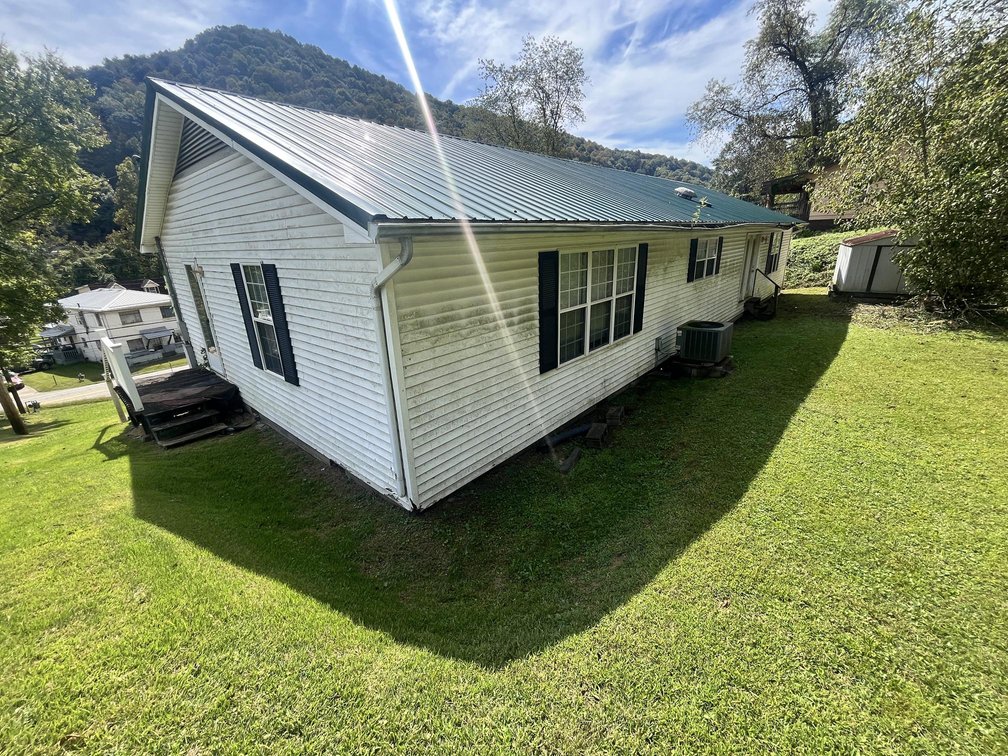 Image for 3-Bedroom Home with Garage in Charleston