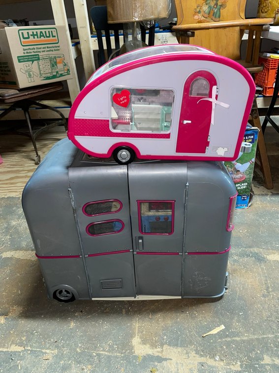 OG Girl Battat RV camper and pink and white doll camper
