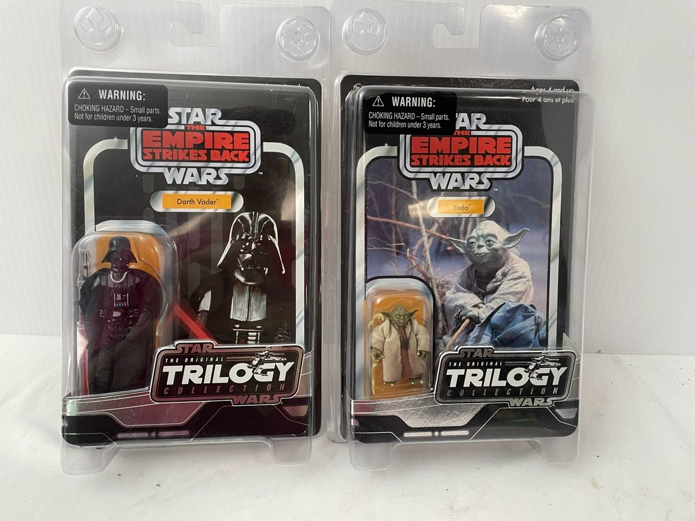 Star Wars action figures from the Trilogy-Darth Vador and Yoda