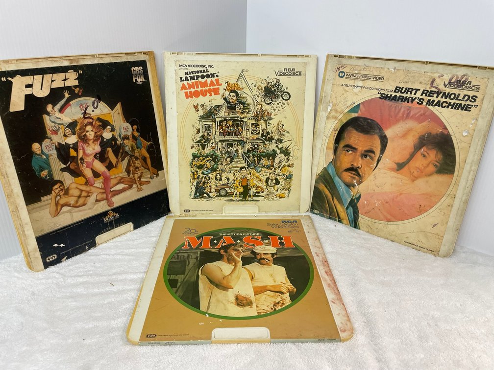 4 Select Division video disc movies-Mash, Fuzz, National Lampoon's Animal House, Sharky's Machine