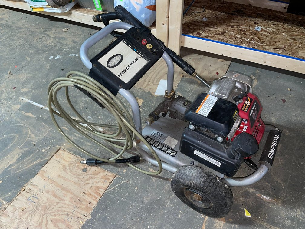 Simpson pressure washer with a Honda GC190 motor