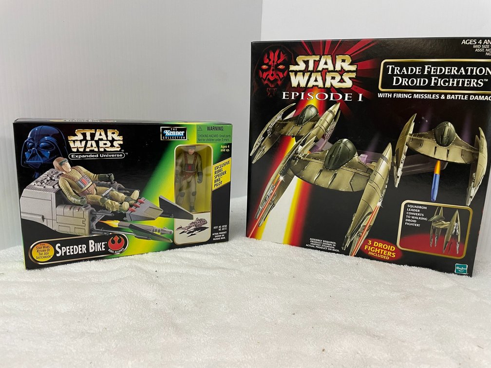 Star Wars Speeder Bike, Trade Federation Droid Fighters with 3 Droid Fighters