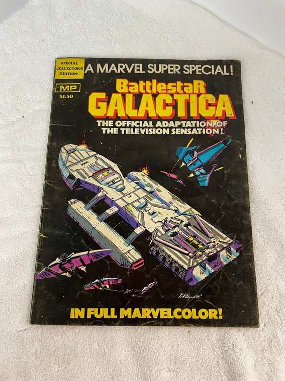 Battlestar Glactica collector's edition comic book information book