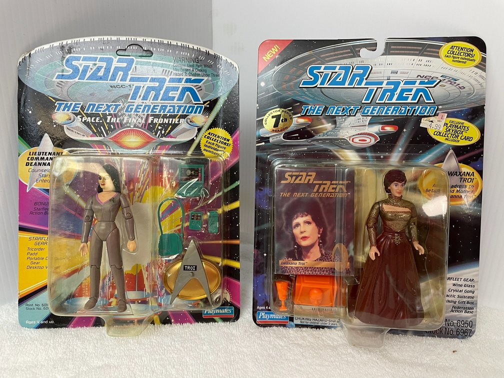 2 Star Trek Next Generation Action Figures-Lwaxanatroi, The Counselor