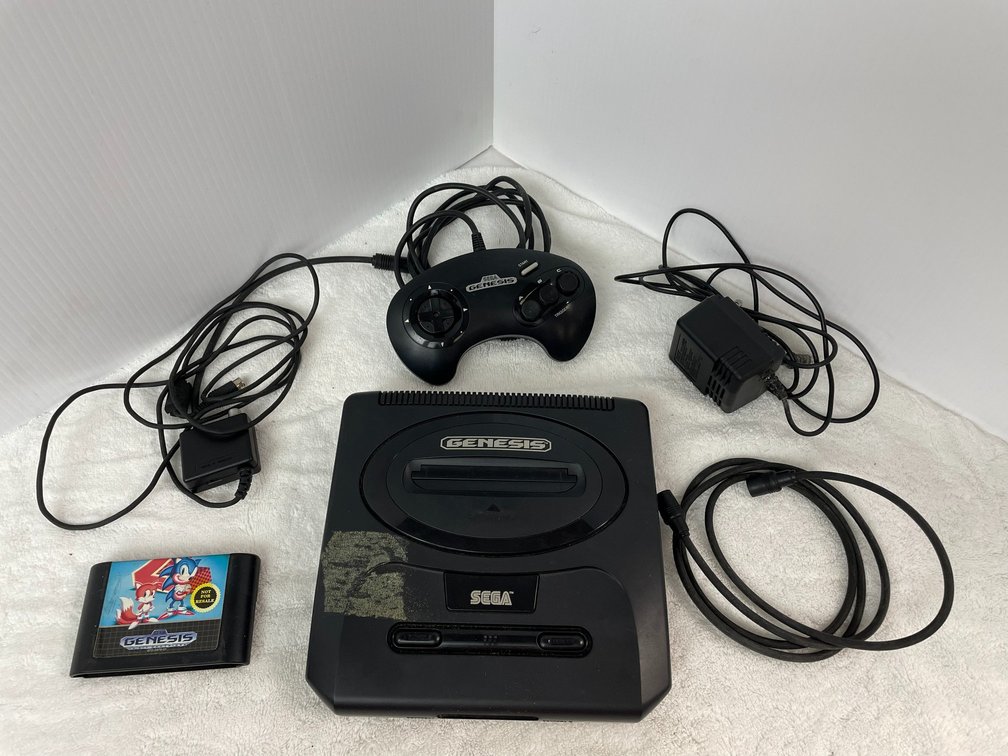 Sega Genesis 2nd Generation with 1 controller and Sonic 2 game