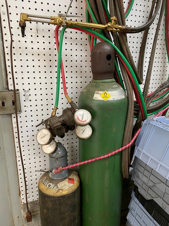 Torch Set, Oxygen and Acetylene Tanks with Gauges, Hose and torch Head