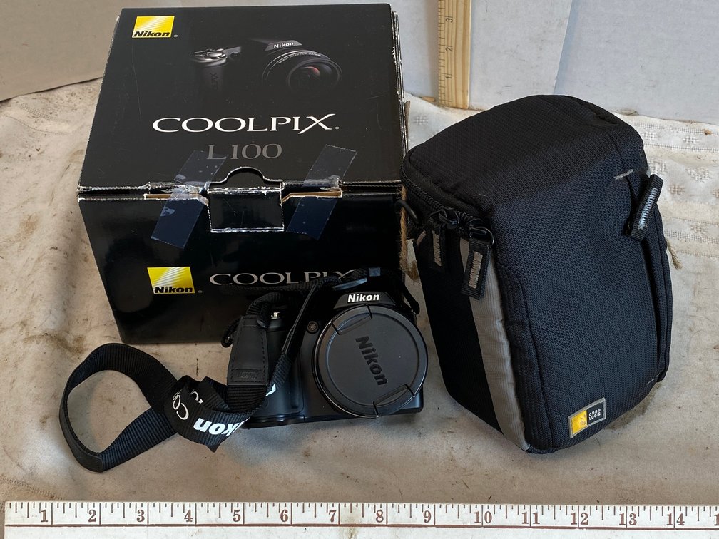 Nikon Coolpix Model L100 Camera with Bag
