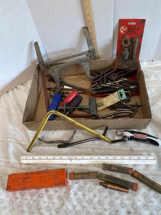 Specialty Wrench, Pullers, Torch Tips, Tip cleaners, Small Pry Bars
