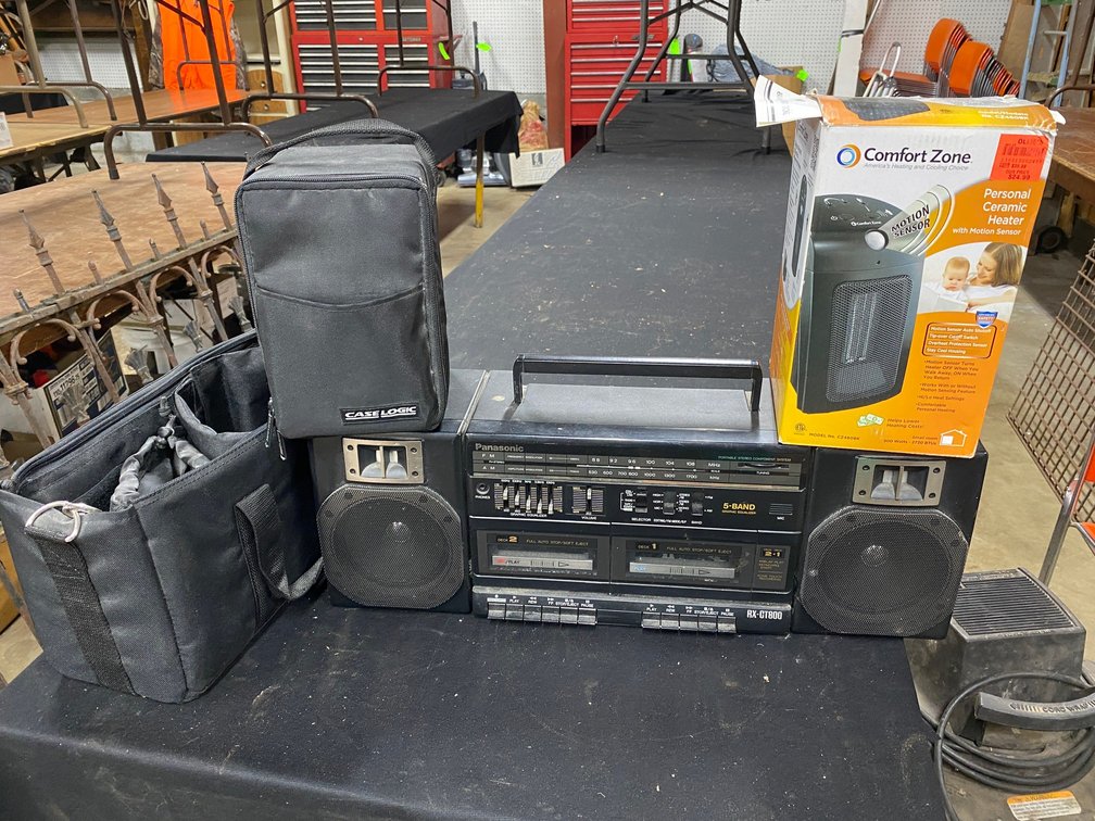 Panasonic Radio with Cassette Player