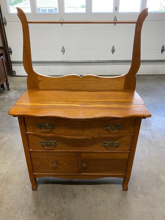 Oak Wash Stand with Towel Bar