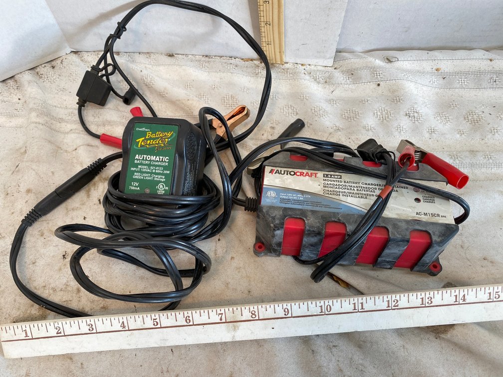 Auto craft 1.5 AMP Battery Maintainer, Battery Tender