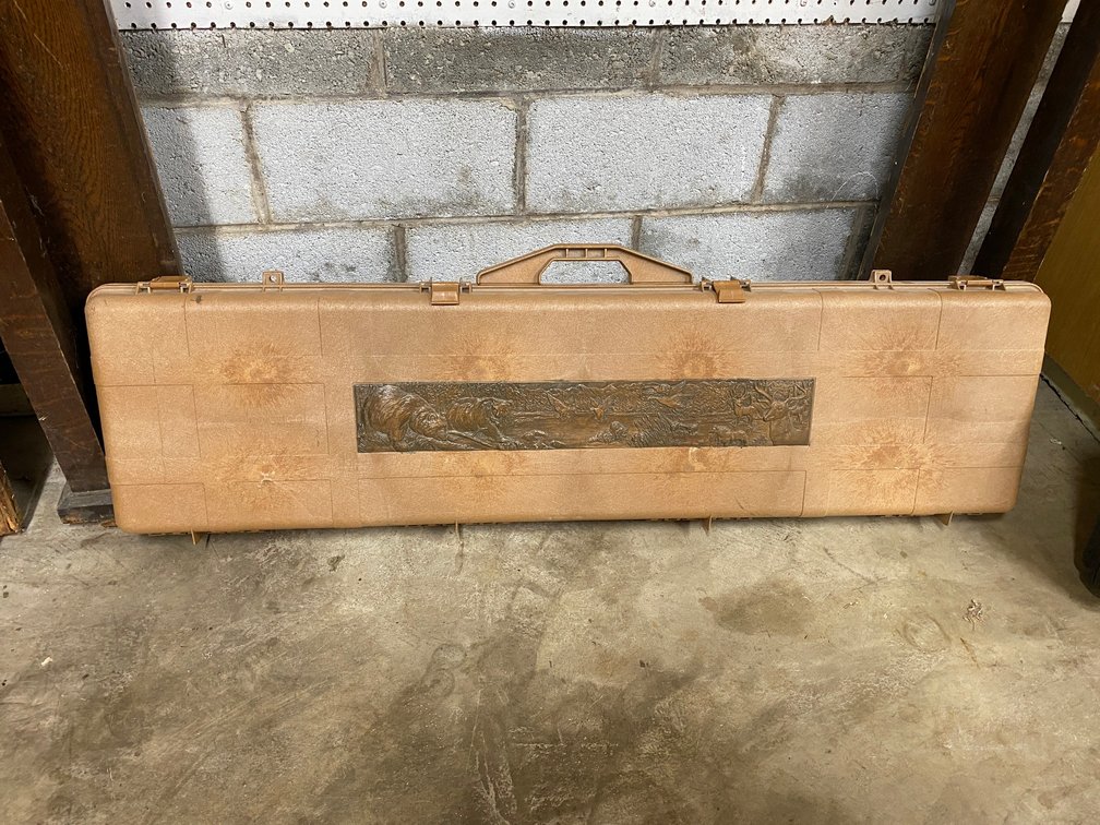 Hard Gun Case with Wildlife Scene
