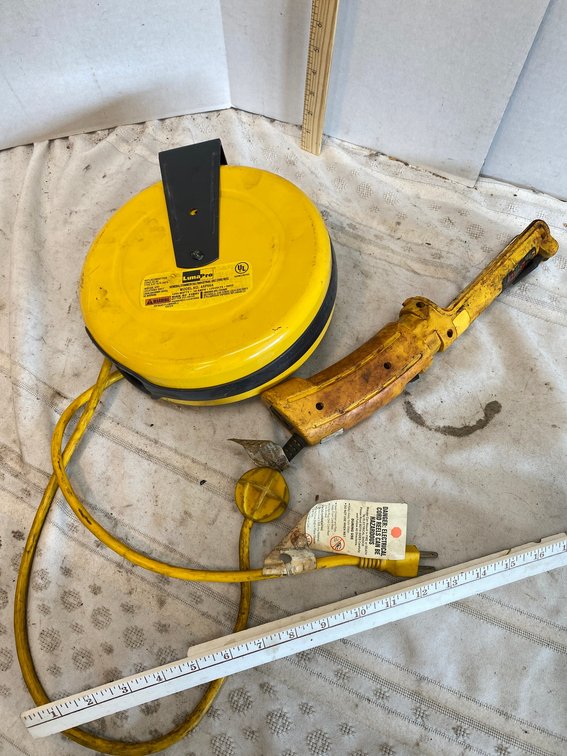 Luma Pro Retractable Work Light
