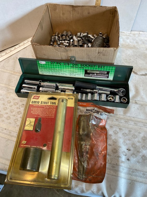 Assorted Sockets, GM10 Strut Tool, Brake and engine Cylinder Hone