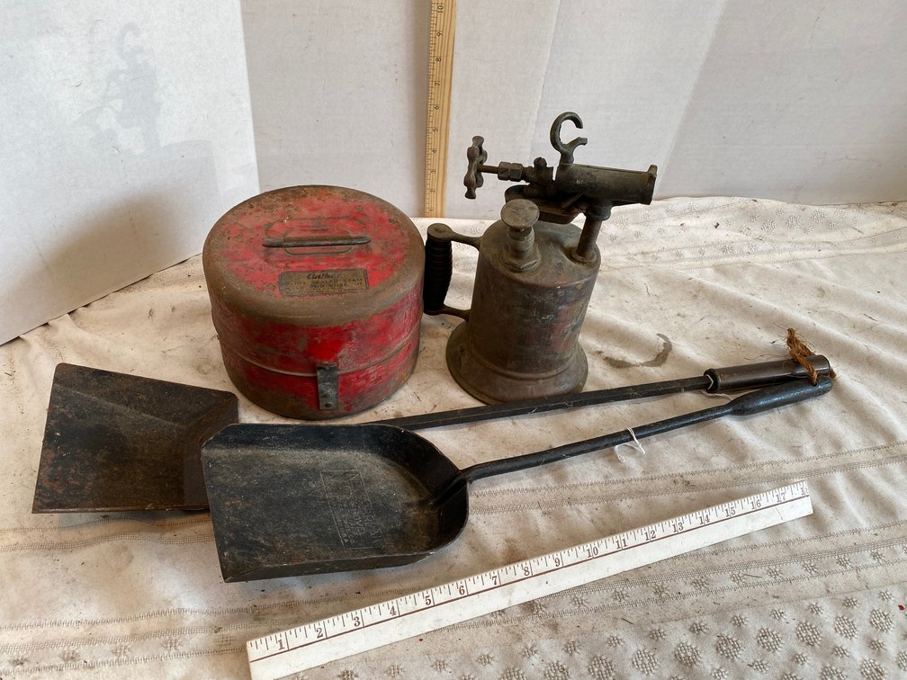 Early Blow Torch, Light bulb and Fuse Kit, 2-Coal Ash shovels