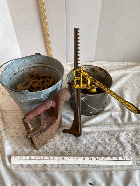 Bucket of Chain,