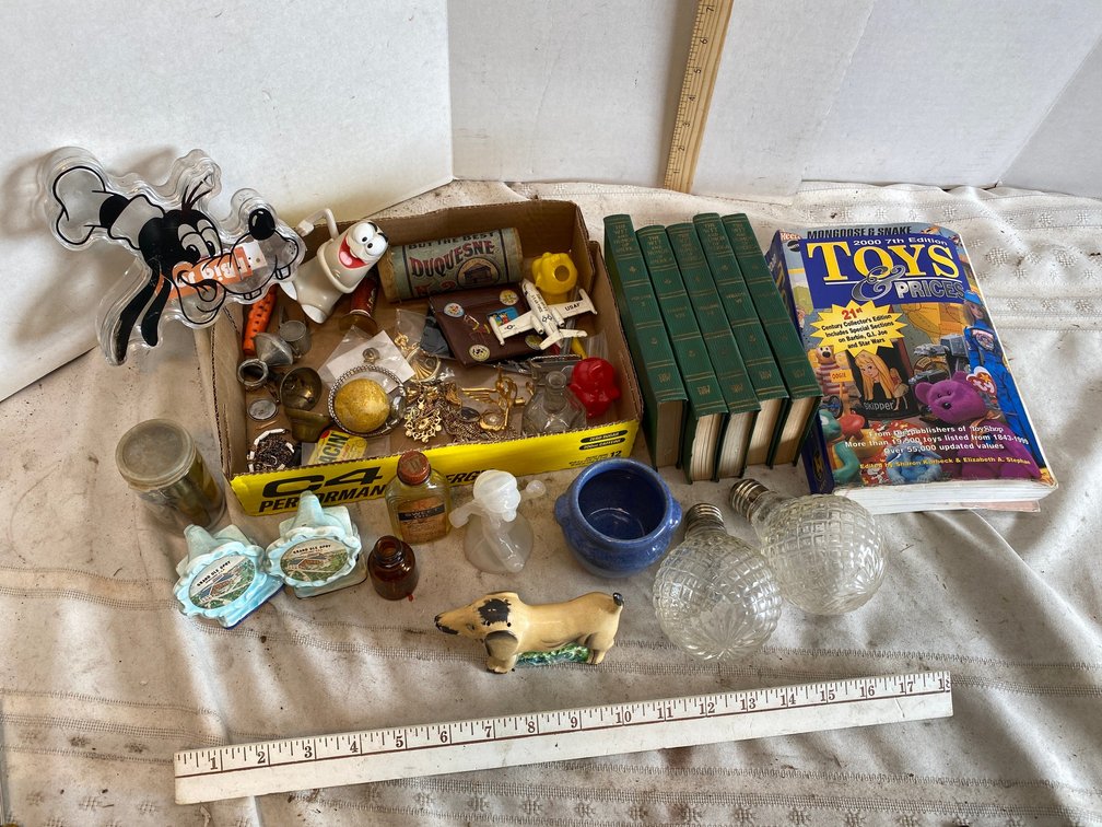 Mixed lot