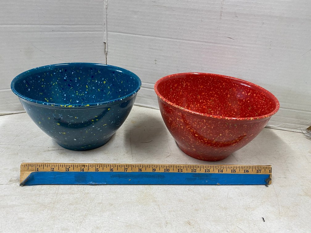 Rachael Ray Garbage Bowls