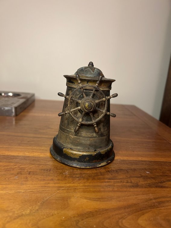 Metal cigarette container