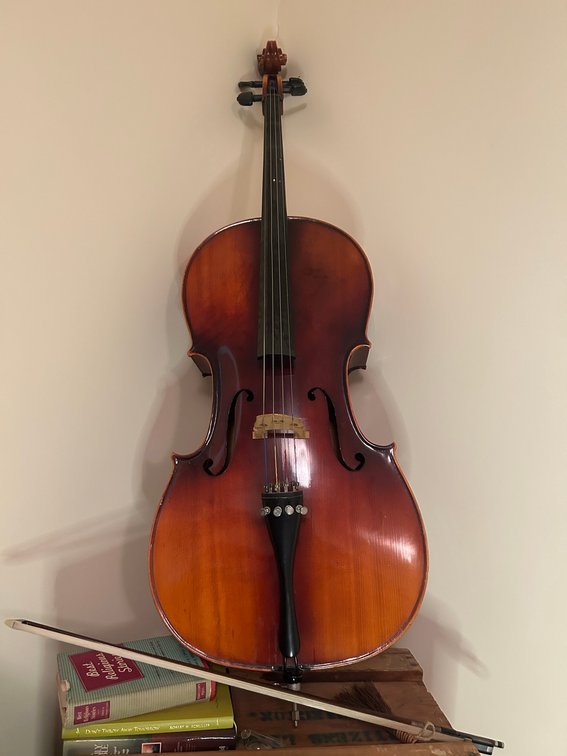 Cello, Marked Handmade copy of Antonius Stradivarius
