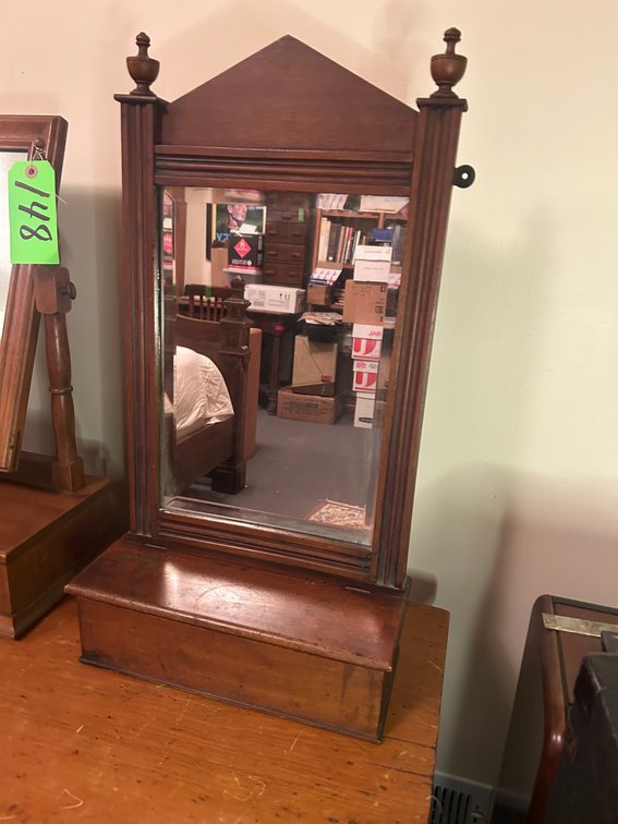 Shaving/vanity mirror