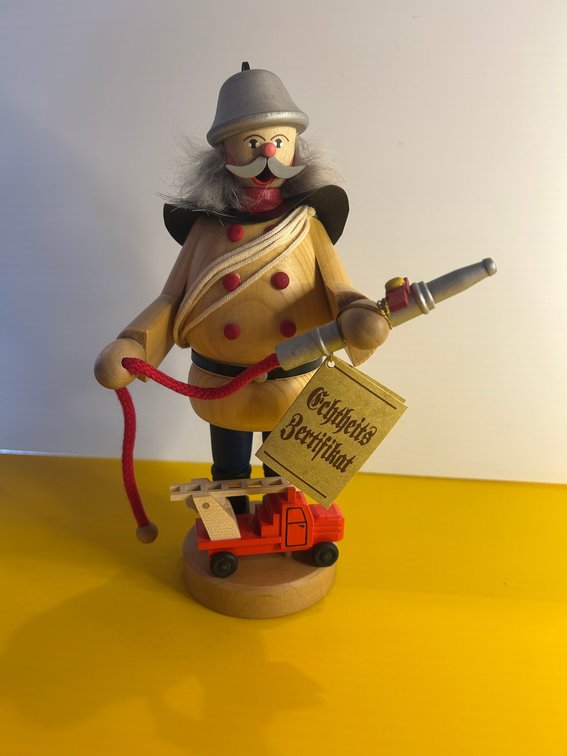 German Smoker-The Fireman figurine