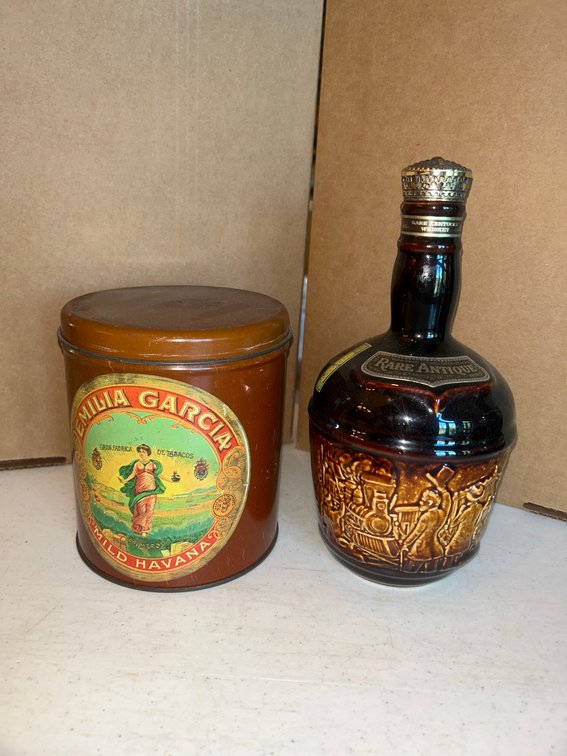 Antique Rare Kentucky Bourban whiskey decanter