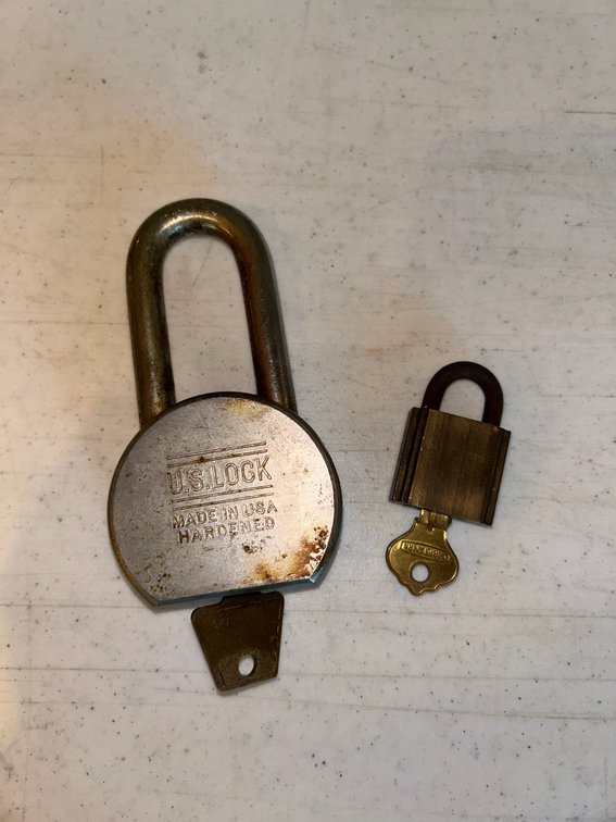 2 Locks with keys