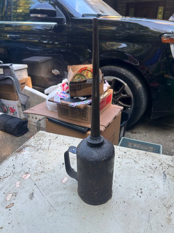 Oil can