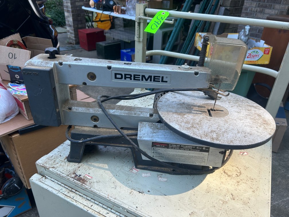 Dremel brand scroll saw