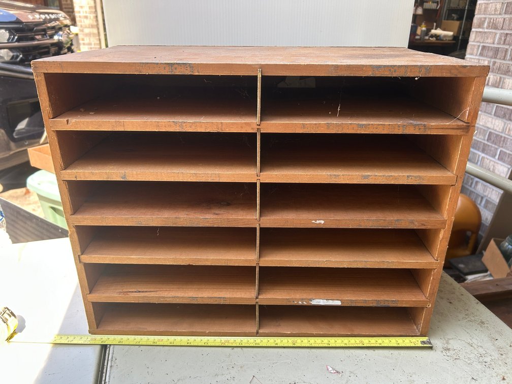 Shelf with pigeon holes