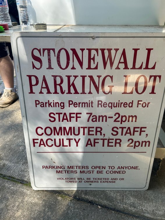 Stonewall parking lot sign