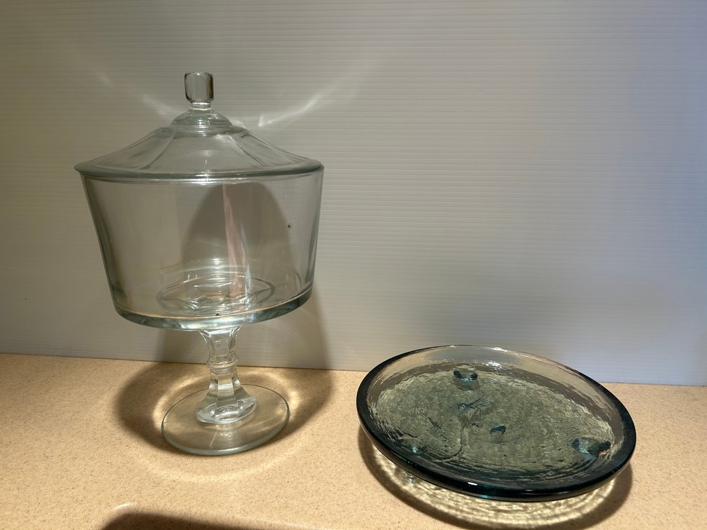 Large covered compote, 3 footed tray