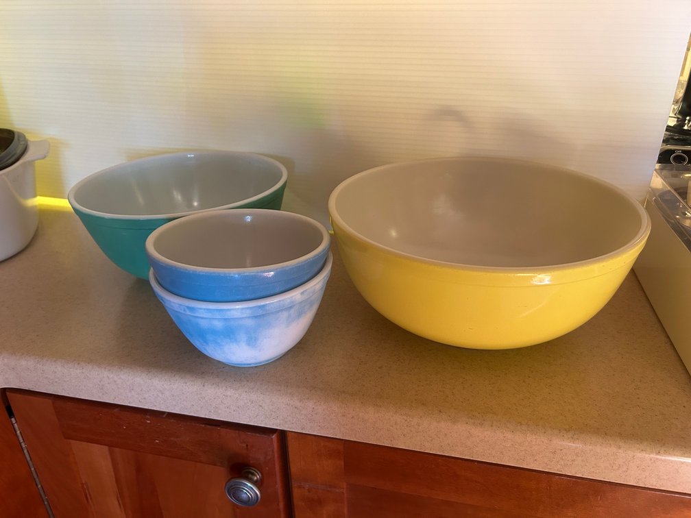 Pyrex mixing bowls