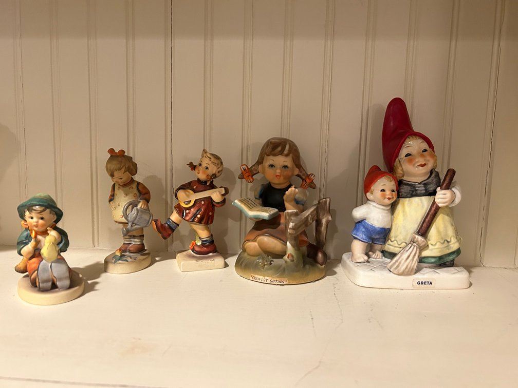 Goebel figurines, Western Germany figurines