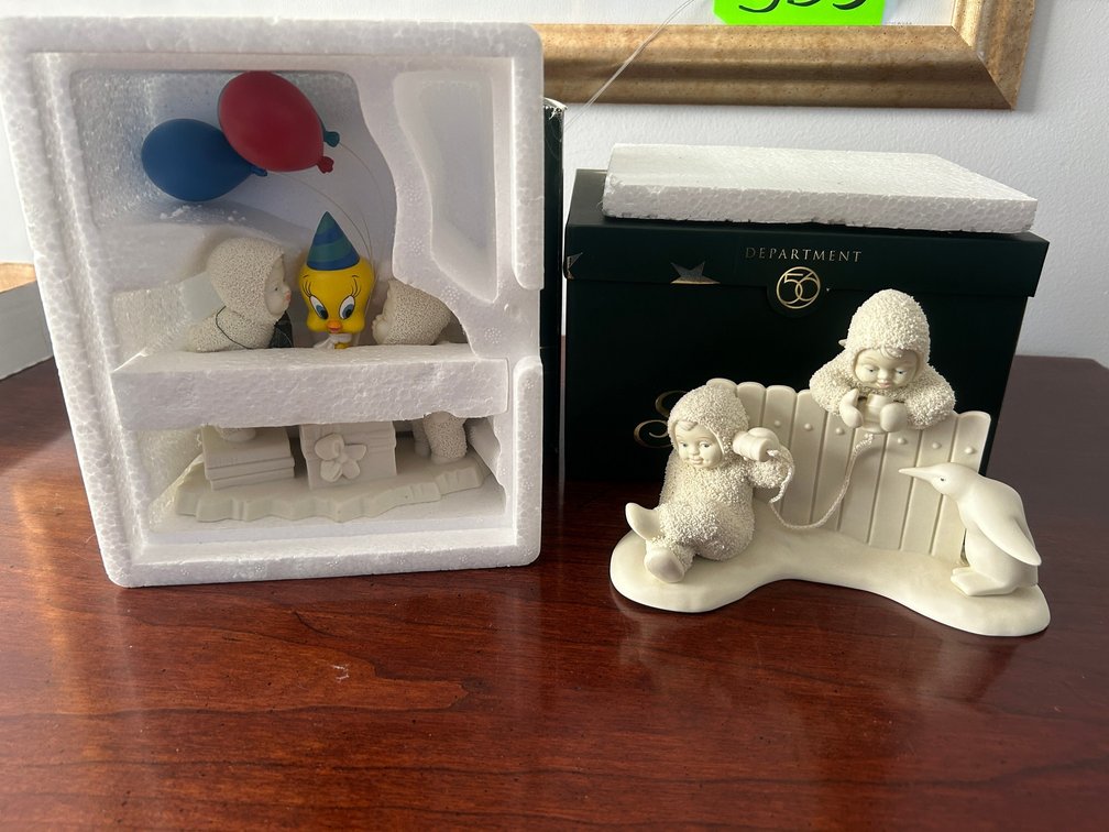 Snow Babies, Tweety Bird, other Snow Baby with box