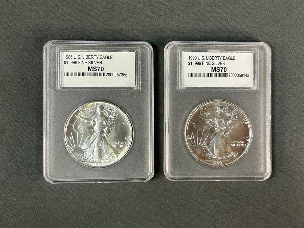 (2) American Silver Eagles