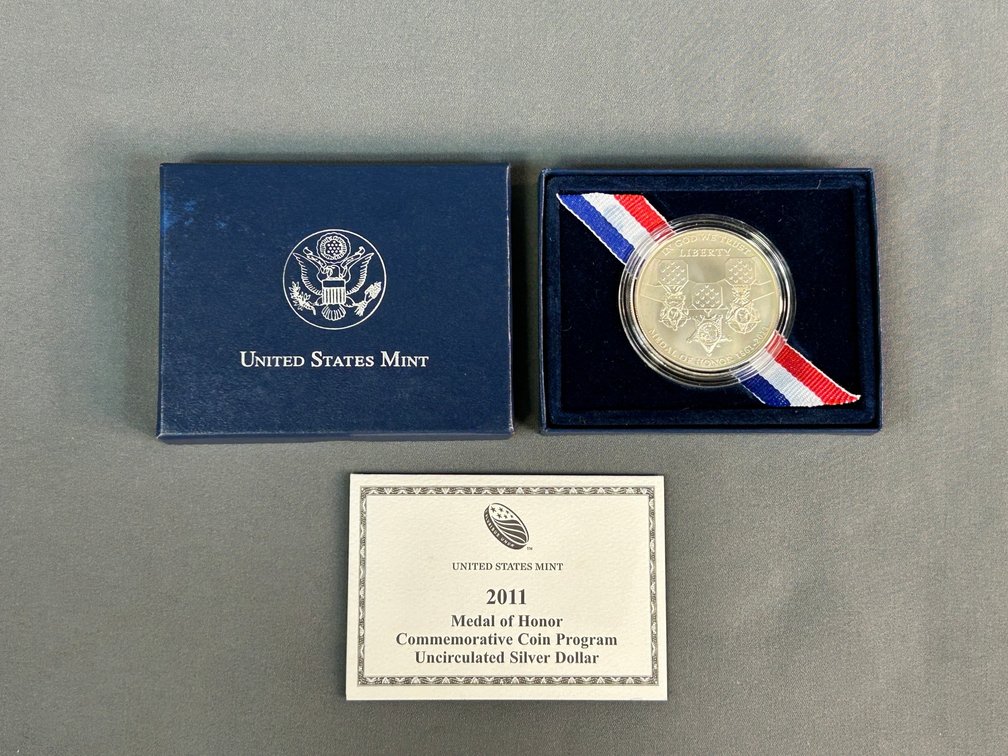 2011 Medal of Honor Commemorative Silver Dollar