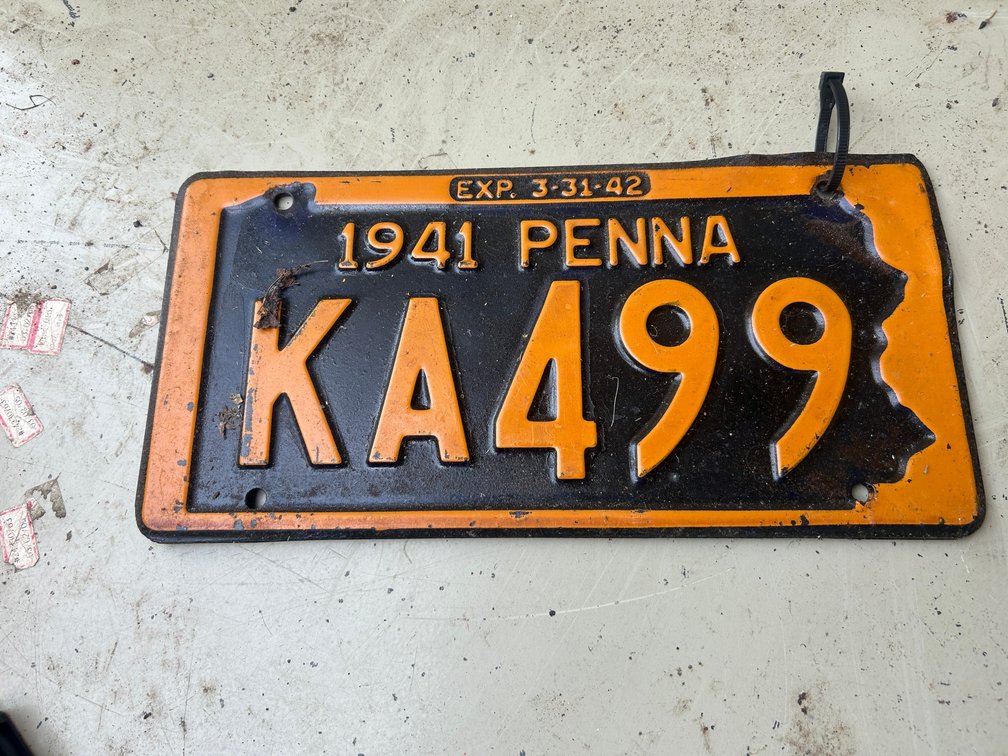 Two 1941 Pennsylvania license plates