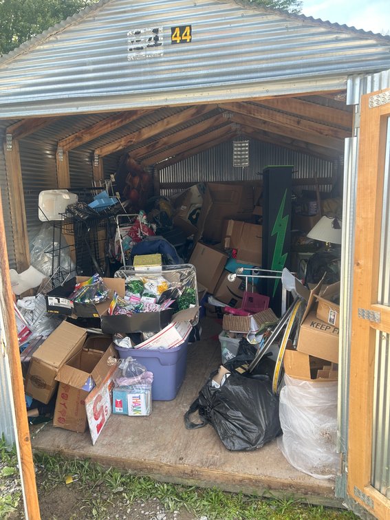 Contents of unit 44