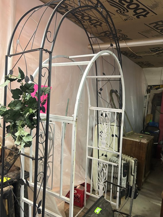 2 Metal Archways