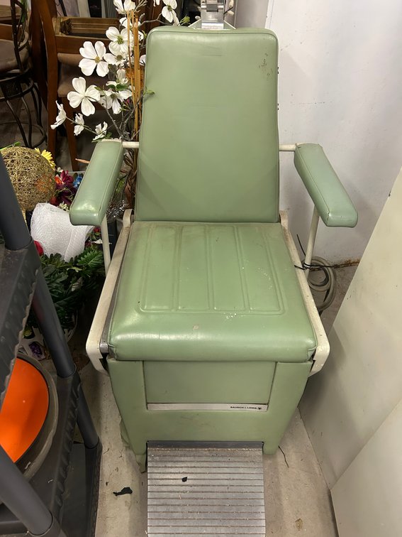 Bausch and Lomb motorized exam chair