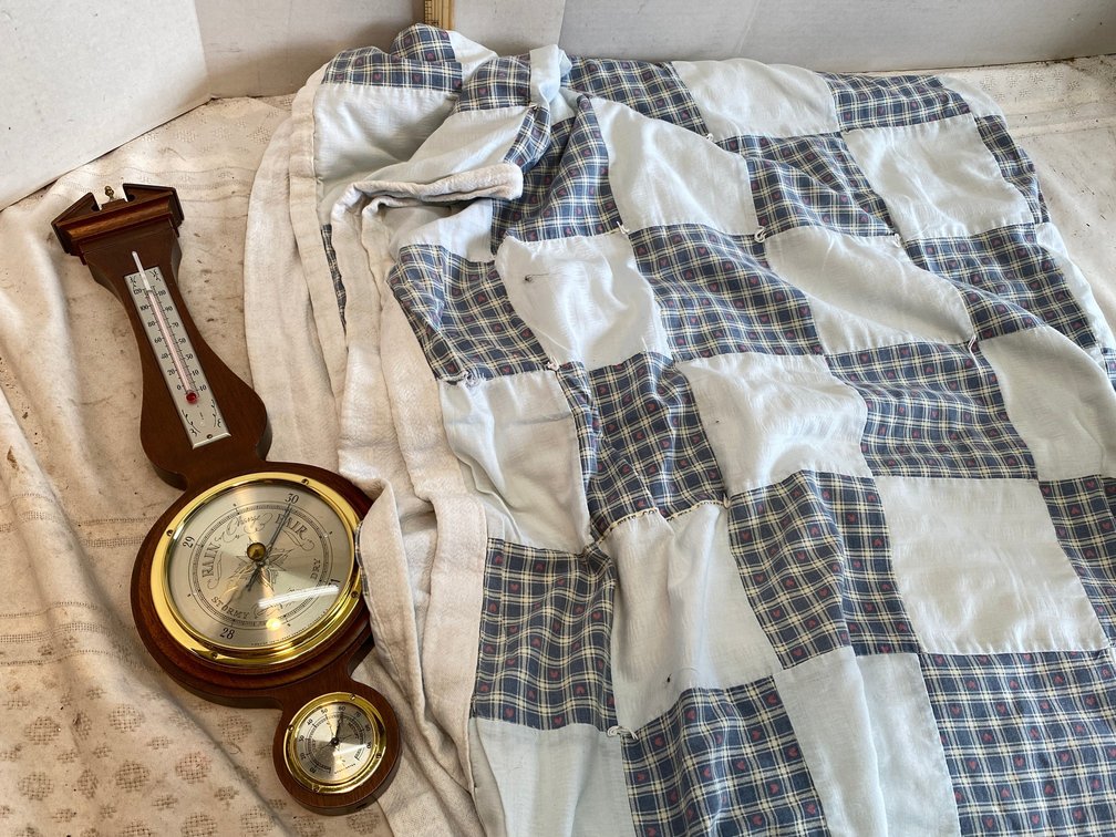 Barometer, Blanket