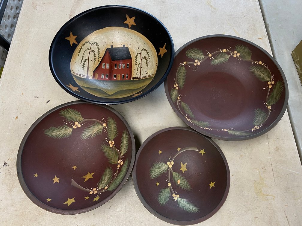 Bowls with Painted Scenes