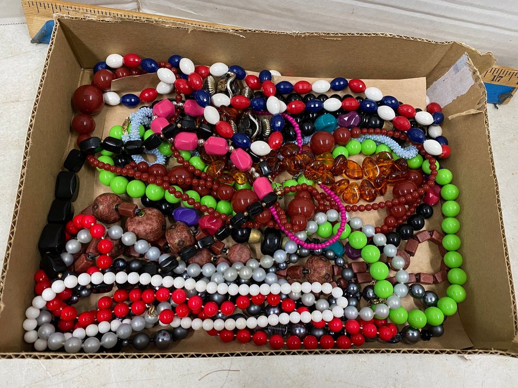 Costume Jewelry Beaded Necklaces
