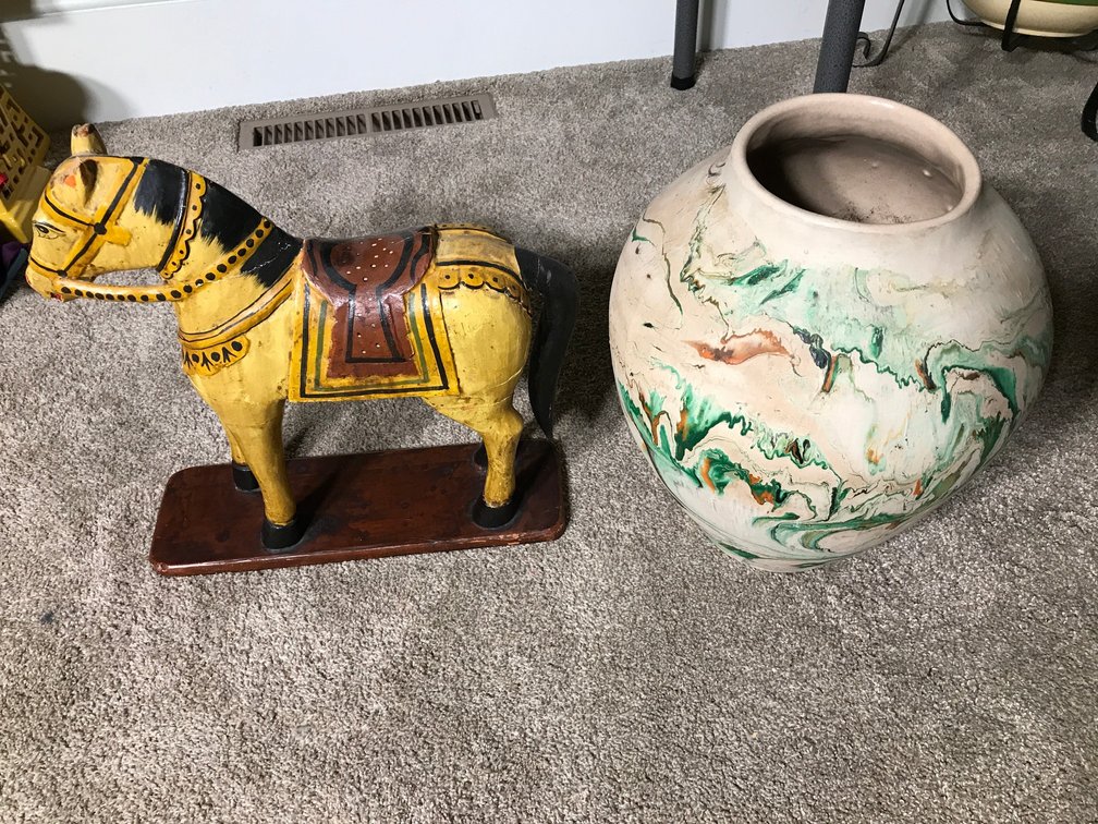 Decorative horse, Native American pottery flower pot