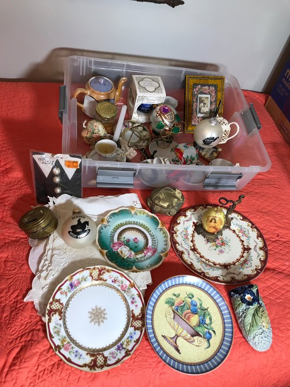 Decorative plates, Christmas items, misc.