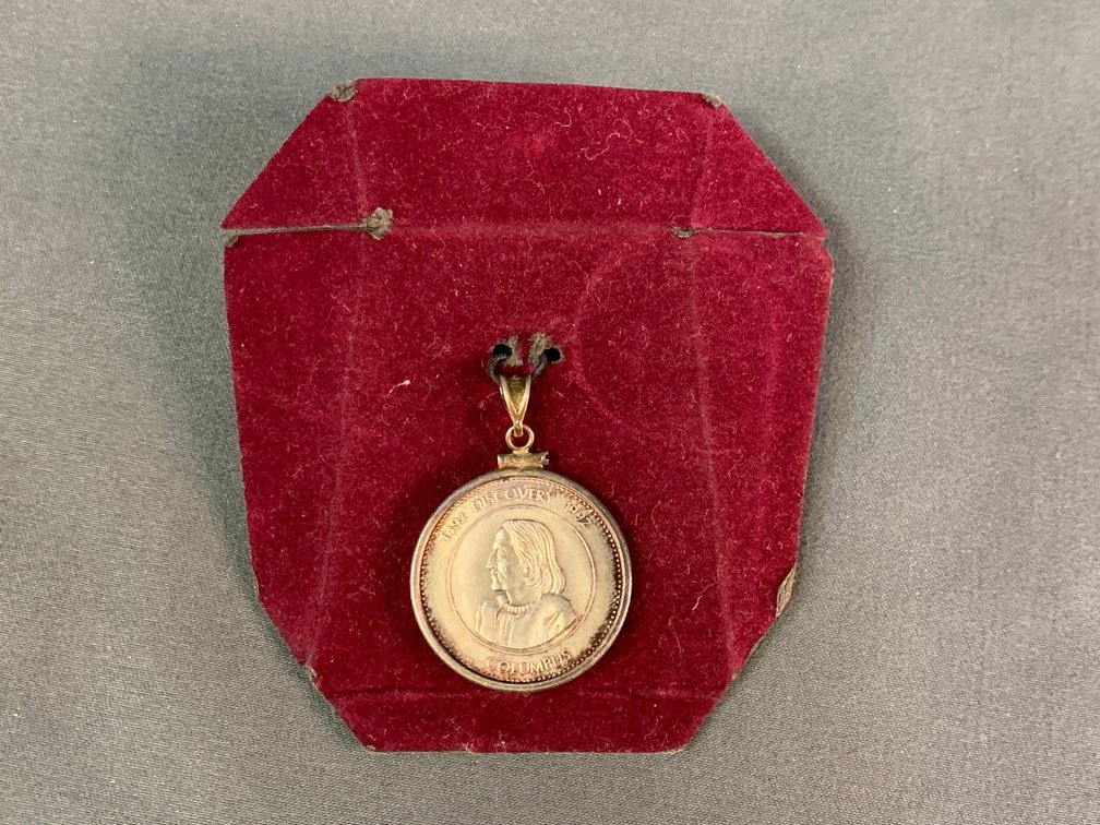 Vintage 1992 Columbus 500th Anniversary Commemorative Pendant