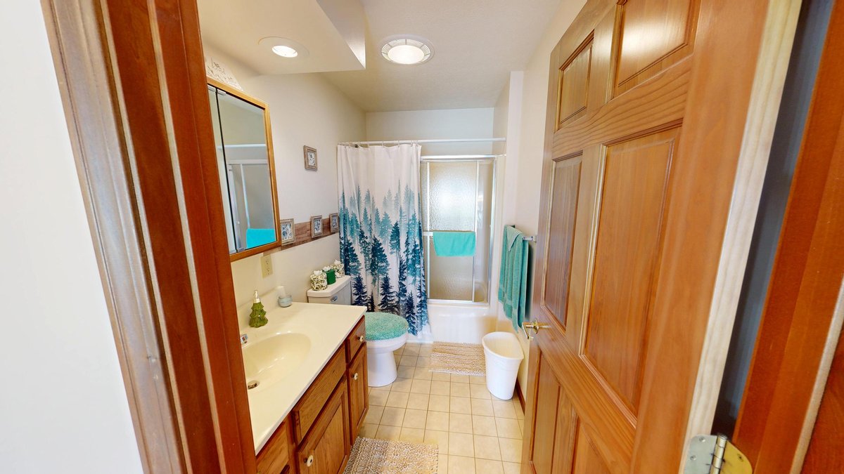 Image for Incredible 59 Acre Farm with 4 Bedroom Home & Spacious Commercial Garage in Wood County